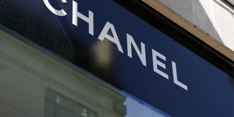 Chanel refuerza su imperio con una compra millonaria