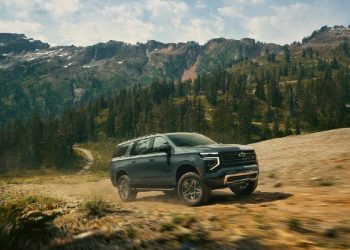 Bienvenidos al Mundo SUV: Chevrolet presenta sus renovadas camionetas Tahoe y Suburban