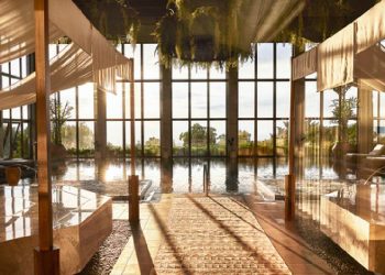 Estée Lauder inaugura el Skin Longevity Institute