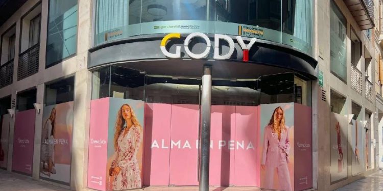 Calzados Gody cierra su tienda del Centro y será sustituido por Alma en Pena
