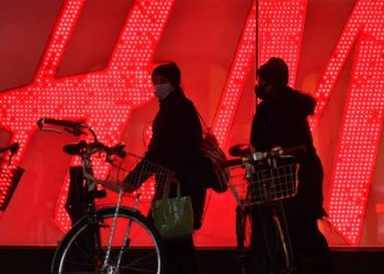 H&M desafía aranceles: Cos conquista Norteamérica