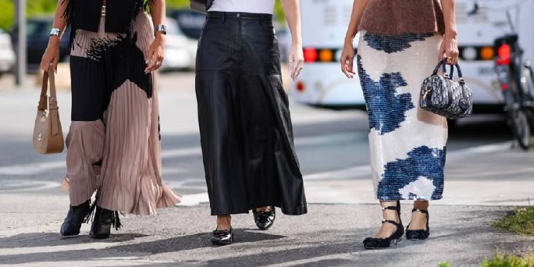La revolución midi: el look que conquistó Sevilla en 2025