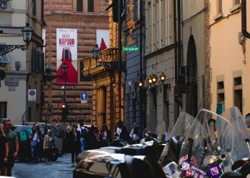 Moda Italiana en caída: Riesgo y oportunidad en tiempos turbulentos