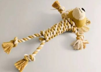 Zara lanza juguete para perros en crochet y conquista el mundo pet-friendly