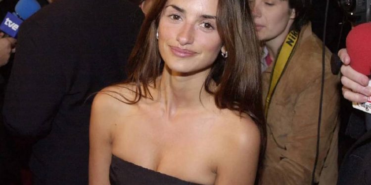 Penélope Cruz y su primera pasarela de Chanel