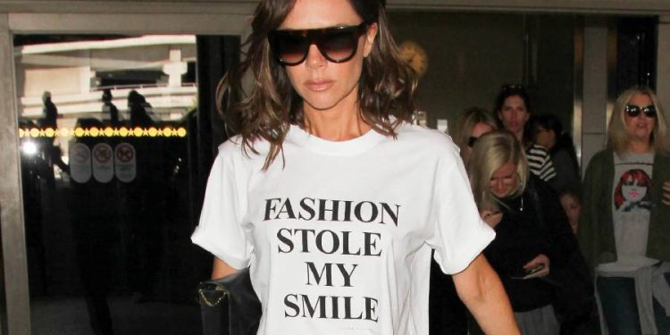 Rejuvenece tu verano con camisetas gráficas irresistibles