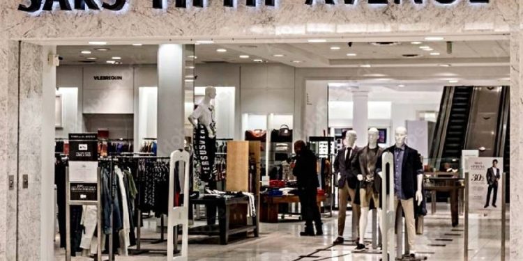 Saks impulsa su futuro con 350 millones y la compra de Neiman Marcus