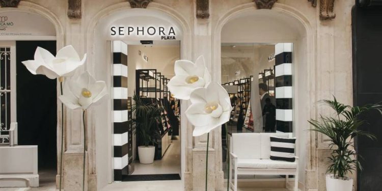 Sephora conquista Menorca: La revolución de la belleza en destinos turísticos