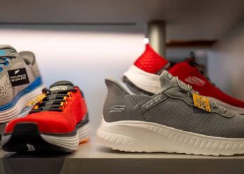 Skechers alcanza un hito con ventas récord
