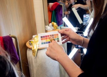 Vélez transforma la experiencia de compra con asesorías de personal shopper