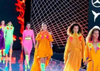 Vestir emociones: El poder de la música en la desfile de la pasarela
