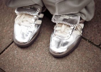 Zapatillas plateadas 2025: La tendencia que revoluciona tu estilo