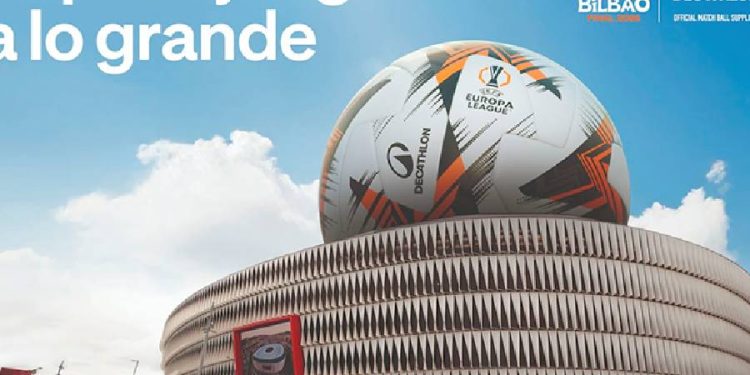 Decathlon suministra el balón oficial para la final de la UEFA en Bilbao