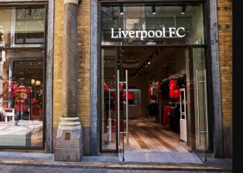 LFC refuerza su presencia global con la primera tienda oficial