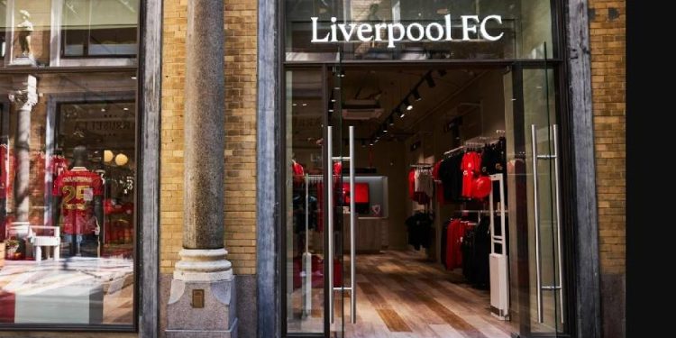 LFC refuerza su presencia global con la primera tienda oficial