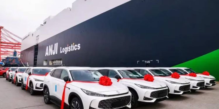 China marca el rumbo: MG construye el barco más grande para llevar coches a Europa