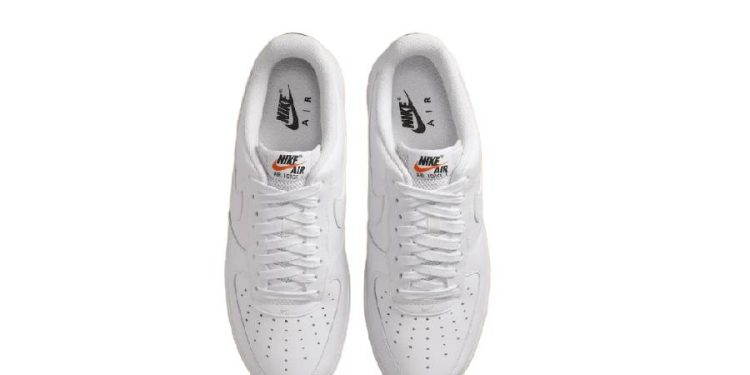 Nike Air Force 1 «Gum»: el giro perfecto a las clásicas zapatillas blancas