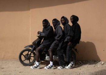La firma de high street Hymne se une en colaboración con Reebok