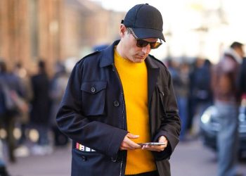 ¿Gorra después de los 50? Estilo y confianza sin edad