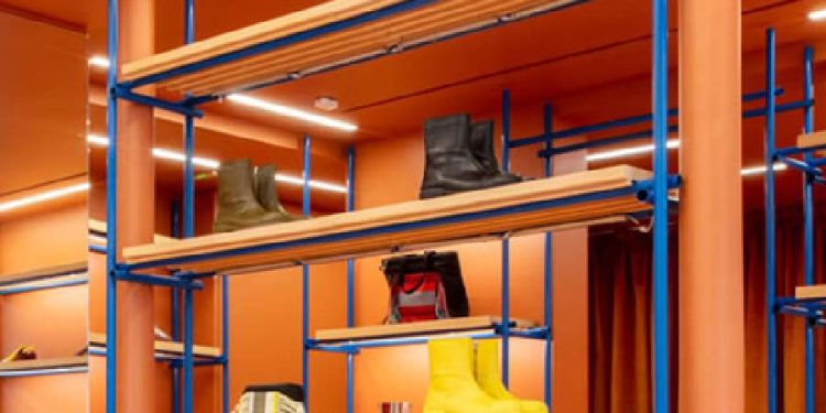 CamperLab reinvierte su imagen y deslumbra en París