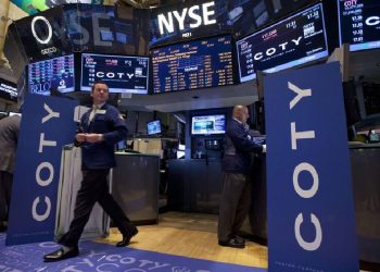 Coty en venta: El futuro de la marca en juego