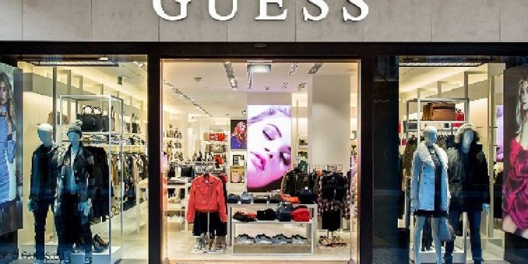 Guess enfrenta pérdidas en el primer trimestre