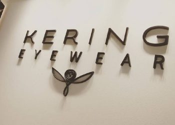 Kering revoluciona la óptica Italiana con la adquisición de Lenti