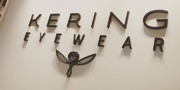 Kering revoluciona la óptica Italiana con la adquisición de Lenti