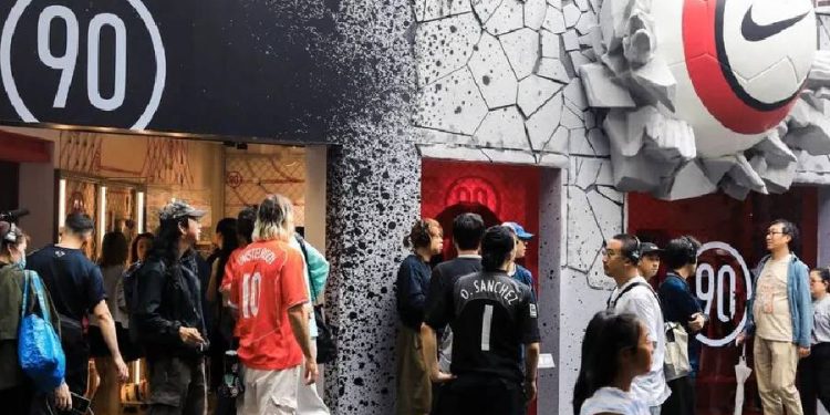 ¡Qué joya! Nike presenta increíble tienda inspirada en Total 90