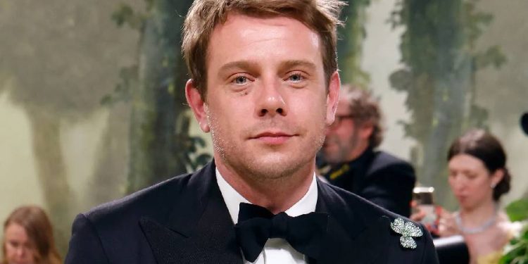 Nuevo horizonte en Dior: Jonathan Anderson diezma la tradición