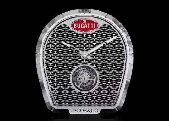 Bugatti, Jacob & Co. y Lalique presentan el reloj de mesa Calandre