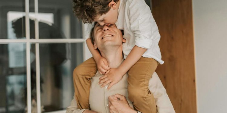 día del padre papá e hijo
