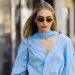 Azul hielo: La tendencia que conquista el verano
