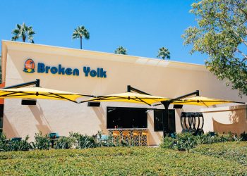 Broken Yolk Café