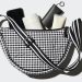 El minibolso de Uniqlo conquista verano 2025, ¡y por solo 6 euros!