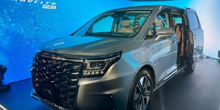 JAC se sube a la competencia de los híbridos ensamblados en México