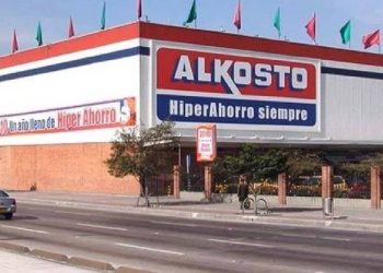 La clave del éxito del retail en Colombia: La historia y lecciones de Alkosto en 2025