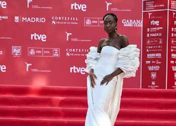 Los looks más destacados de la noche en los premios academia de la moda