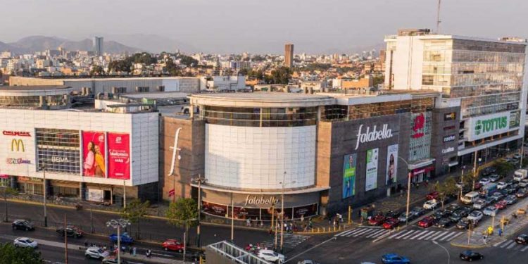Mallplaza toma lejana
