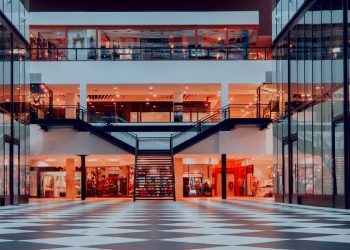 Mercado Retail en España 2025: Tendencias, Oportunidades y Perspectivas