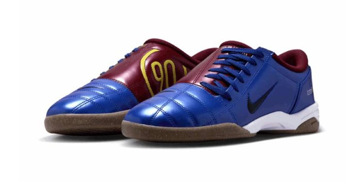 NIKE LANZA UNA TOTAL 90 III INSPIRADA EN EL FC BARCELONA