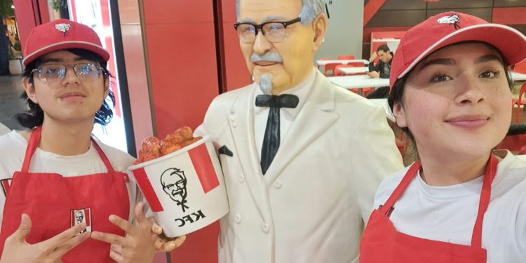 KFC Colombia, impulso al empleo juvenil flexible
