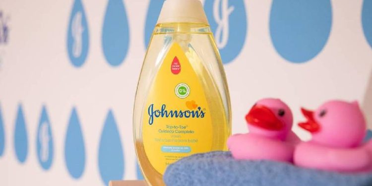 Siempre libre y Johnson’s Baby dejarán de fabricarse en Argentina desde noviembre