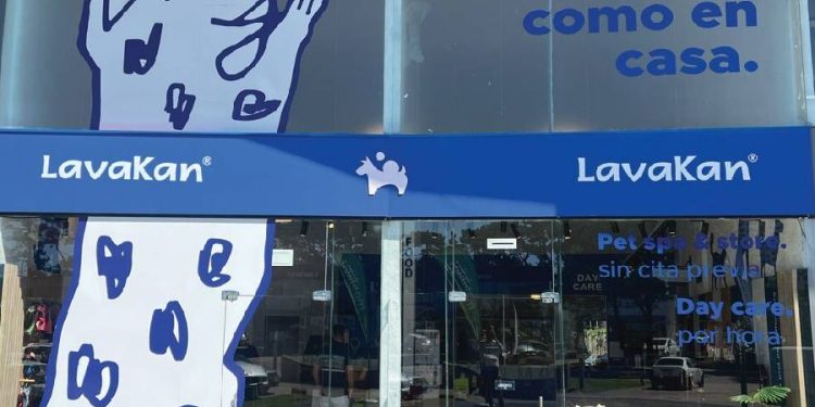Lavakan consolida su modelo de franquicias y acelera su expansión regional