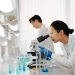 Elea acelera su expansión con 25 lanzamientos y apuesta regional por biosimilares