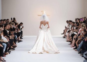 Perla rara: La elegancia atemporal de Tamara Ralph