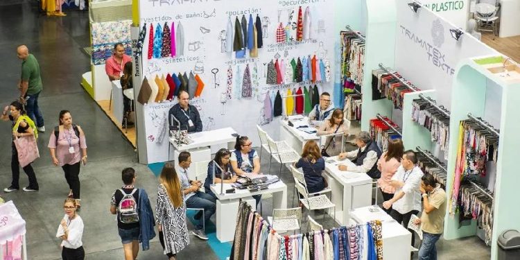 Punto Blanco reinventa la moda colombiana en Colombiamoda
