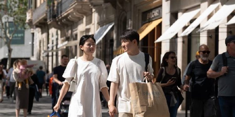 España Vuelve a las Tiendas