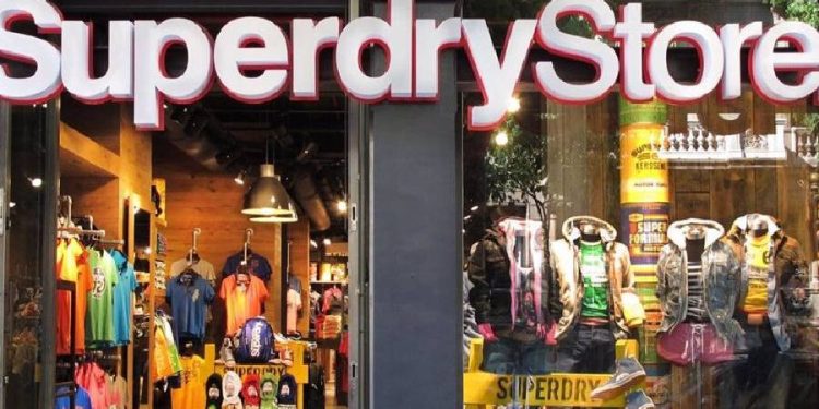 Superdry renace: Nuevas tiendas y rebranding expo