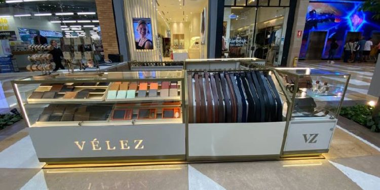Vélez conquista EE. UU.: expansión, lujo artesanal y sostenibilidad en auge